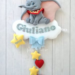 Fiocco nascita con Dumbo su nuvola, nome glitter che si illumina e pendenti 15 PicsArt 11 22 09.51.45