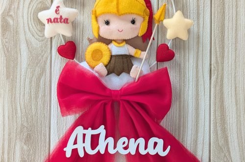 Telaio nascita con nome in legno e fiocco in tulle