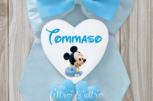 Fiocchi nascita fatti a mano della linea Maxi, con personaggi delle favole 39 Fiocco nascita fatto a mano con Topolino