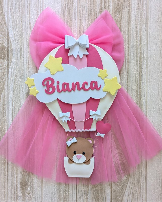 Fiocchi nascita fatti a mano in tulle - linea Classic - modello Volo tra le Nuvole 8 fiocco nascita in tulle con mongolfiera con orsetto con palloncino sul cesto, nuvola con nome e stelle decorative